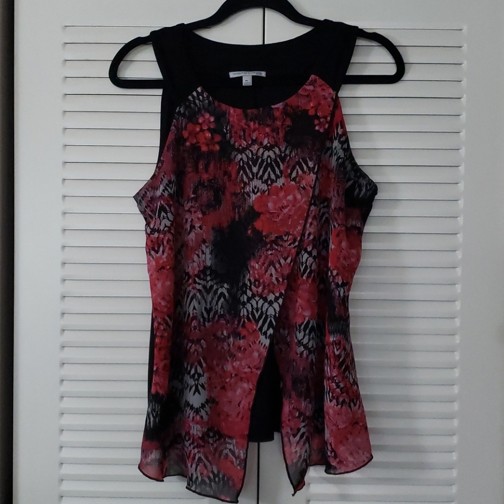 Notations sleeveless top